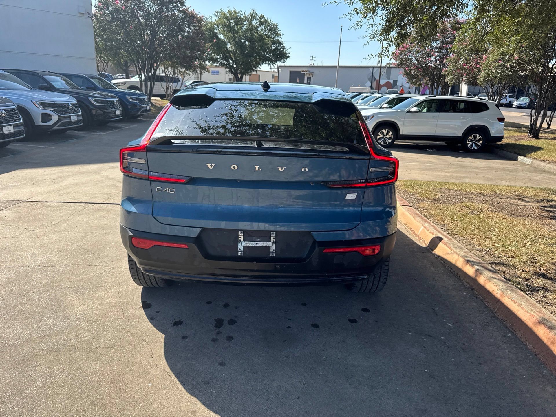 Certified 2023 Volvo C40 P8 Recharge Plus AWD/4WD image 8