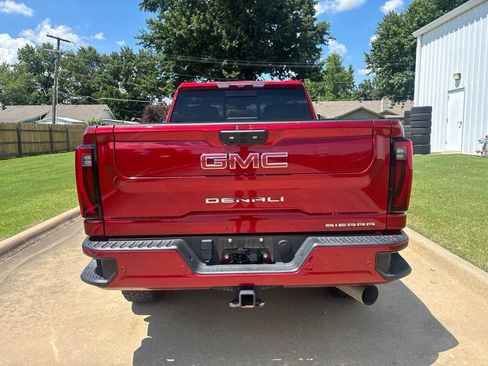 Used 2024 GMC Sierra 3500 Denali w/ Denali Reserve Package AWD/4WD image 6
