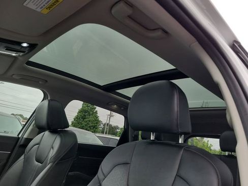 Used 2023 Kia Sorento SX FWD image 15