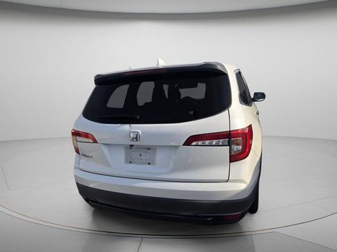 Used 2021 Honda Pilot LX image 4