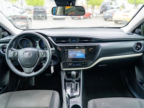 Used 2018 Toyota Corolla iM w/ All-Weather Mat Package image 19