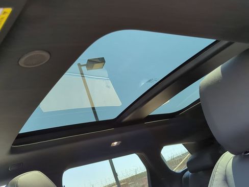 New 2026 Land Rover Range Rover Evoque S image 19