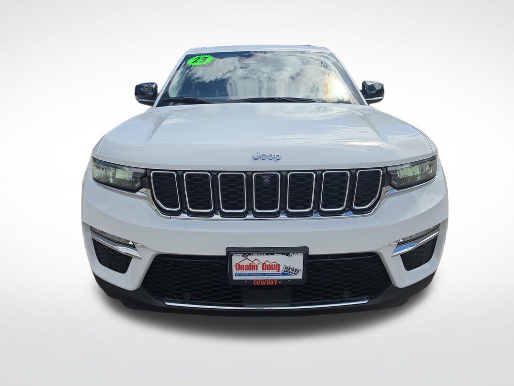 Used 2023 Jeep Grand Cherokee 4WD 4xe w/ Luxury Tech Group II image 10