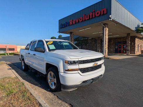 Used 2017 Chevrolet Silverado 1500 Custom w/ LPO, Street Package RWD image 1