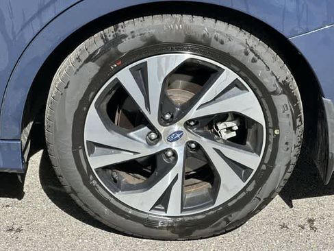 Certified 2025 Subaru Legacy Premium AWD/4WD image 5