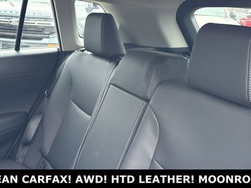 Used 2023 Toyota Corolla Cross XLE w/ Convenience Package image 25