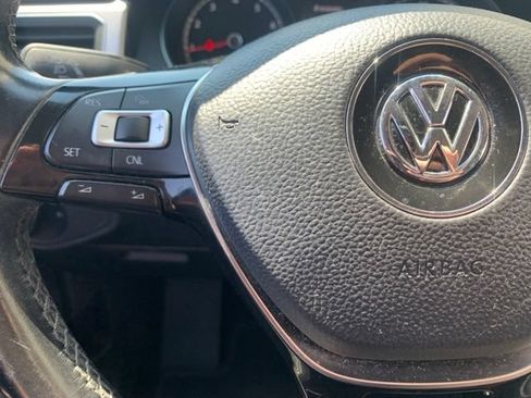 Used 2018 Volkswagen Atlas SE AWD/4WD image 9