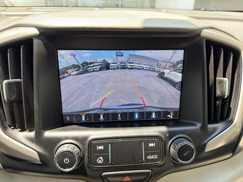Used 2020 GMC Terrain Denali w/ Denali Premium Package FWD image 19