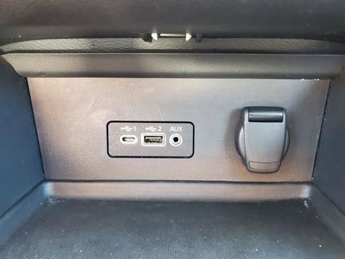 Used 2022 Nissan Sentra SR w/ Trunk Package image 29