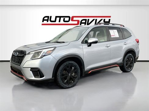 Used 2023 Subaru Forester Sport image 3