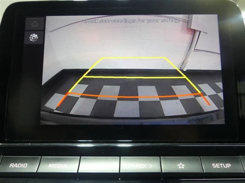 Used 2022 Kia Forte LXS image 12