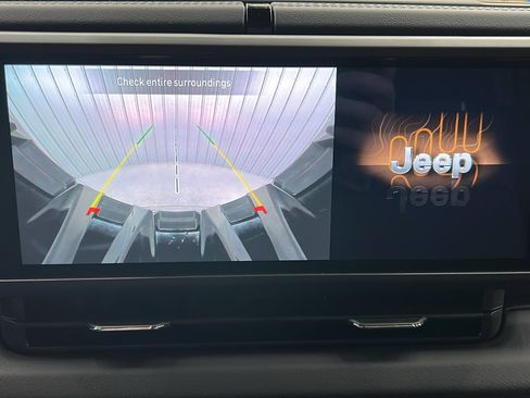 Used 2024 Jeep Wrangler Unlimited Sahara w/ Safety Group image 22