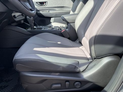 New 2026 Subaru Outback Limited AWD/4WD image 30