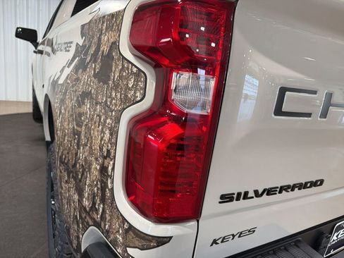 New 2026 Chevrolet Silverado 1500 Custom Trail Boss AWD/4WD image 15
