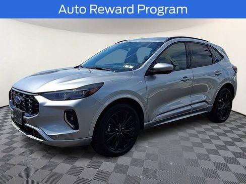 Certified 2023 Ford Escape ST-Line Elite AWD/4WD image 3