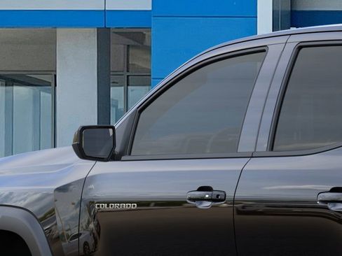 Certified 2024 Chevrolet Colorado Z71 w/ Advanced Trailering Package image 46