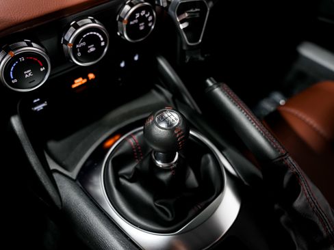 Used 2018 MAZDA MX-5 Miata RF Grand Touring image 15