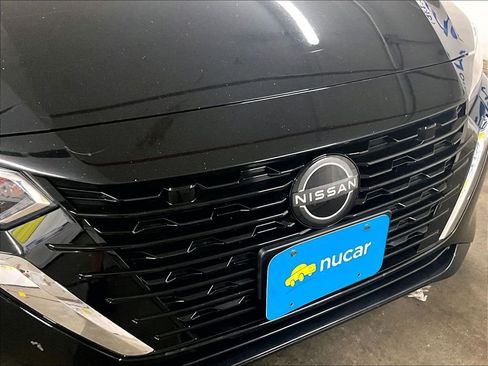 Used 2024 Nissan Sentra SV FWD image 30