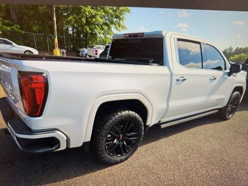Used 2022 GMC Sierra 1500 Denali AWD/4WD image 4