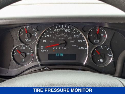 New 2025 Chevrolet Express 3500 w/ Power Convenience Package image 17