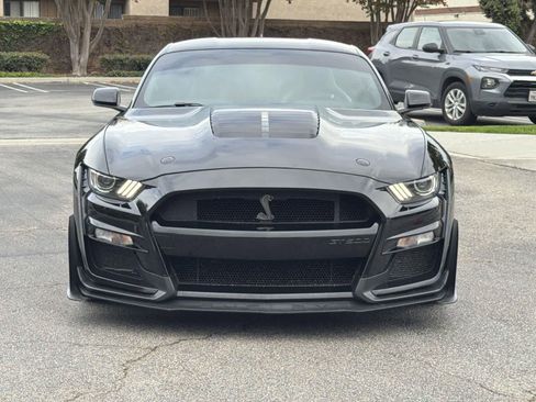 Used 2020 Ford Mustang Shelby GT500 w/ Technology Package image 2