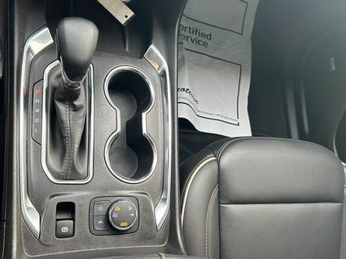 Certified 2023 Chevrolet Traverse Premier w/ Redline Edition image 30