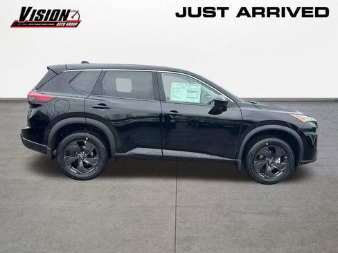 New 2026 Nissan Rogue SV AWD/4WD image 4