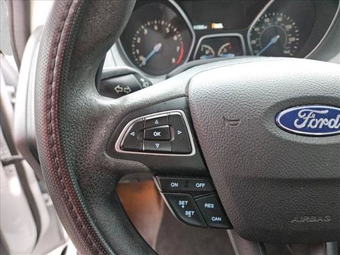 Used 2018 Ford Focus SE image 19