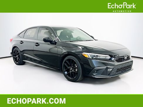 Used 2024 Honda Civic Sport image 1