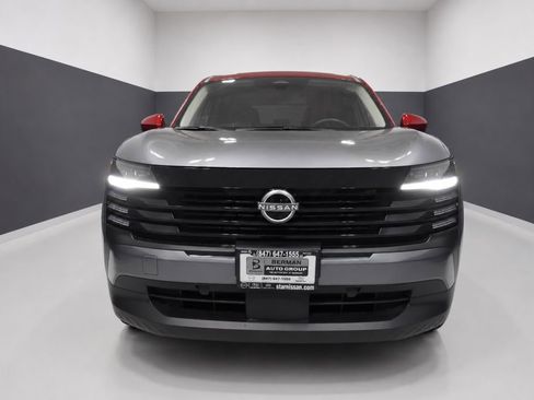 Certified 2025 Nissan Kicks SV AWD/4WD image 6