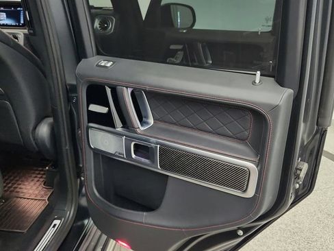 Used 2023 Mercedes-Benz G 550 image 35