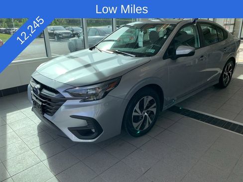 Certified 2025 Subaru Legacy Premium AWD/4WD image 2