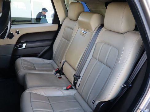 Used 2018 Land Rover Range Rover Sport SE AWD/4WD image 13