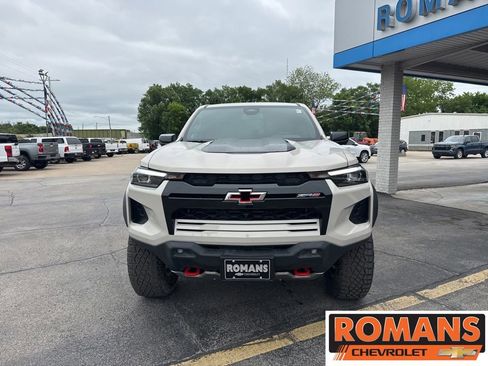 New 2026 Chevrolet Colorado ZR2 w/ Midnight Edition AWD/4WD image 10