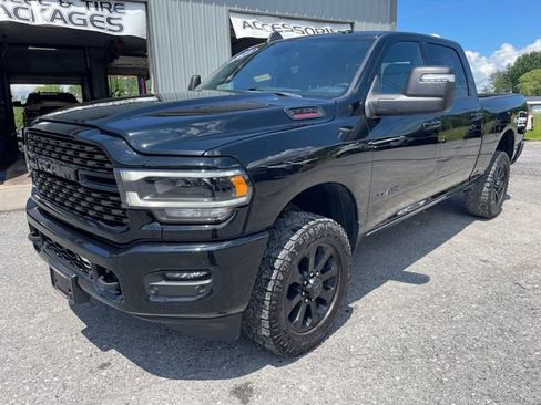 Used 2023 RAM 2500 Big Horn w/ Level 2 Equipment Group AWD/4WD image 3