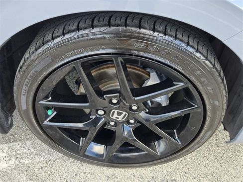 Used 2024 Honda Civic Sport image 17
