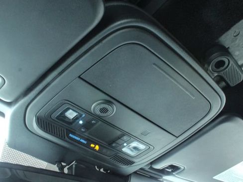 Used 2025 Ford Bronco Outer Banks AWD/4WD image 22