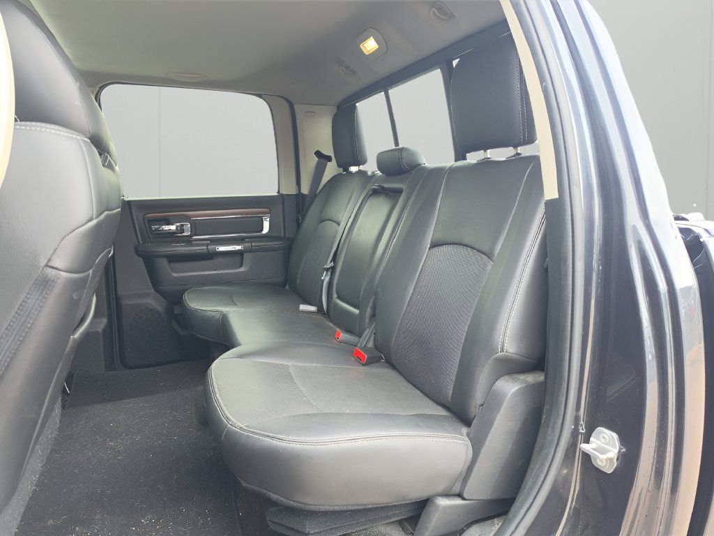 Used 2015 RAM 2500 Laramie w/ Convenience Group AWD/4WD image 13