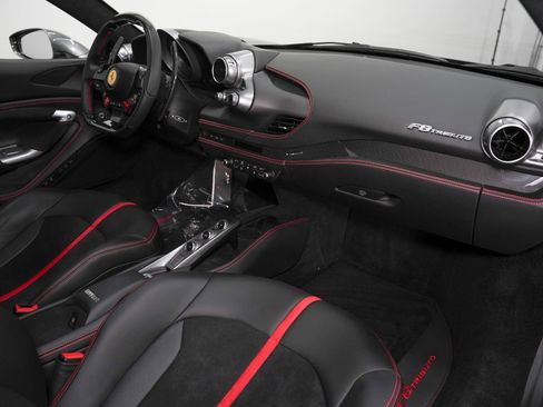 Used 2022 Ferrari F8 Tributo Coupe image 31