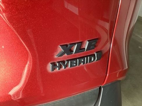 Certified 2023 Toyota RAV4 XLE Premium AWD/4WD image 19