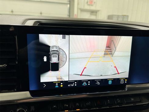 Used 2022 Chevrolet Silverado 1500 LTZ image 15