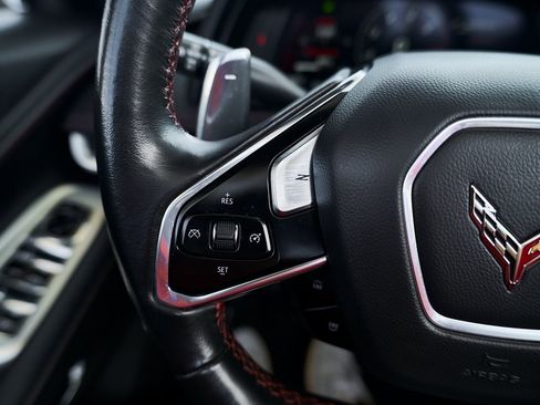 Used 2022 Chevrolet Corvette Stingray Convertible w/ 1LT image 28