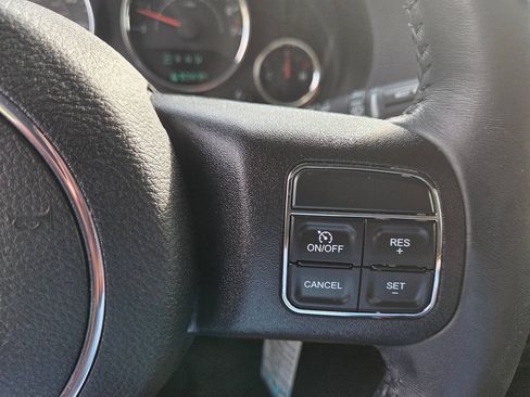 Used 2016 Jeep Wrangler Sport AWD/4WD image 15