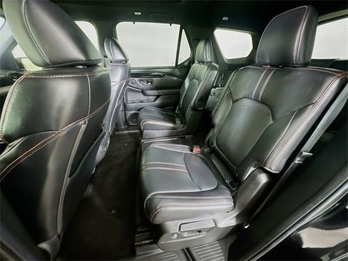 Certified 2024 Honda Pilot TrailSport image 32