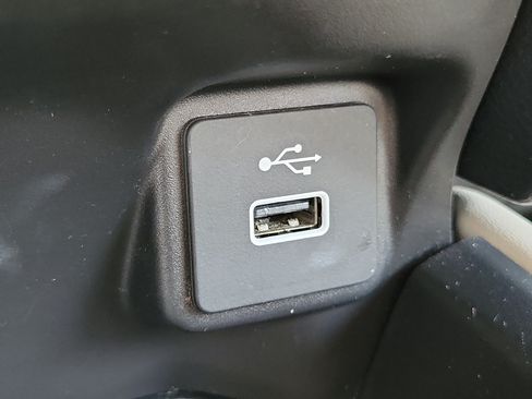 Certified 2024 Honda HR-V LX image 30
