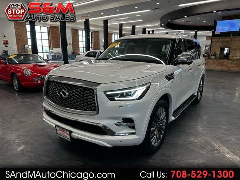 Used 2018 INFINITI QX80 4WD w/ Deluxe Technology Package image 1