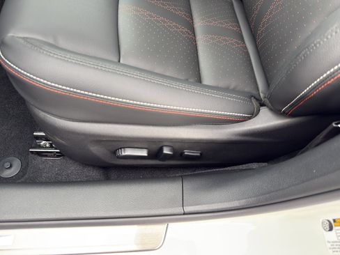 New 2025 Nissan Altima 2.5 SR image 15