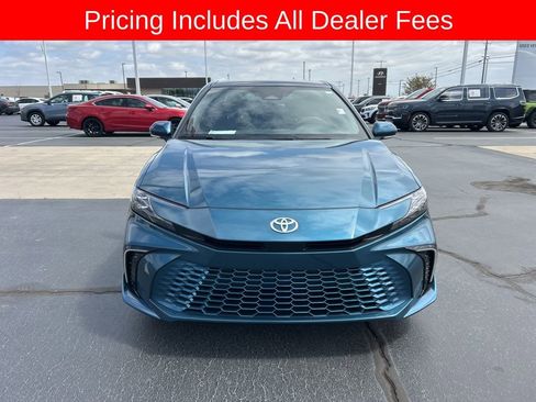 Used 2025 Toyota Camry XSE FWD image 22