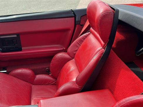 Used 1989 Chevrolet Corvette Base image 26
