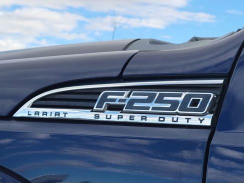 Used 2011 Ford F250 Lariat w/ Lariat Interior Pkg image 13